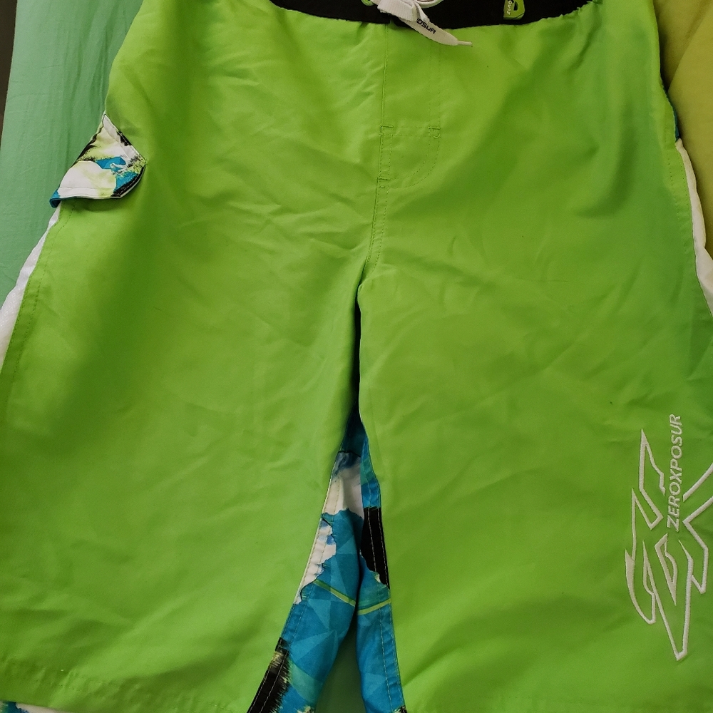 Boys‎ swim trunks large 14/16
